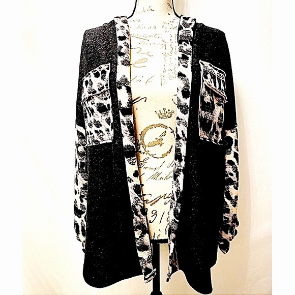 Open Black/Gray Blend Jacket Animal Print Trim with Hood Front Chest Pockets NWT - Picture 4 of 16